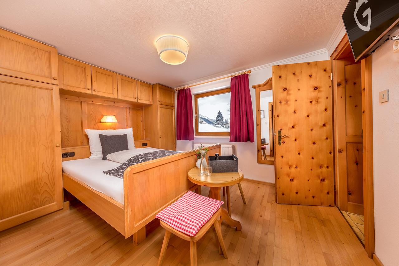 Haus Gollas Sankt Anton am Arlberg Luaran gambar